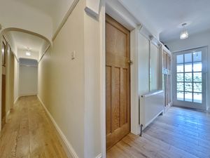 Photo 6- click for photo gallery